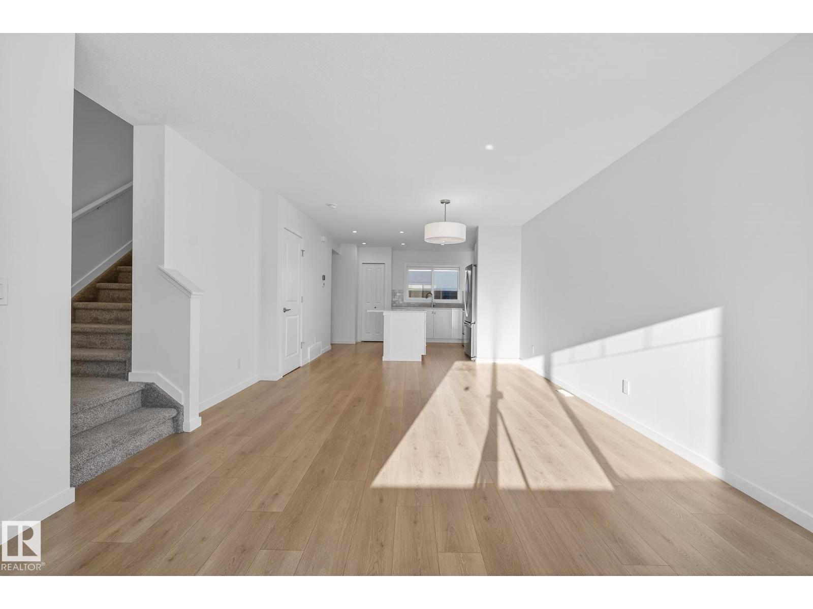 2416 Trumpeter Wy Nw, Edmonton, Alberta  T5S 0R9 - Photo 20 - E4470255