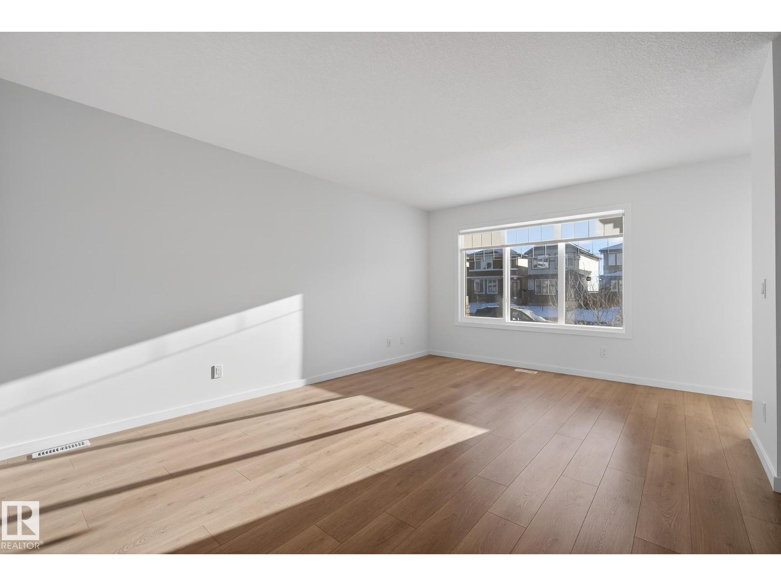 2416 Trumpeter Wy Nw, Edmonton, Alberta  T5S 0R9 - Photo 21 - E4470255