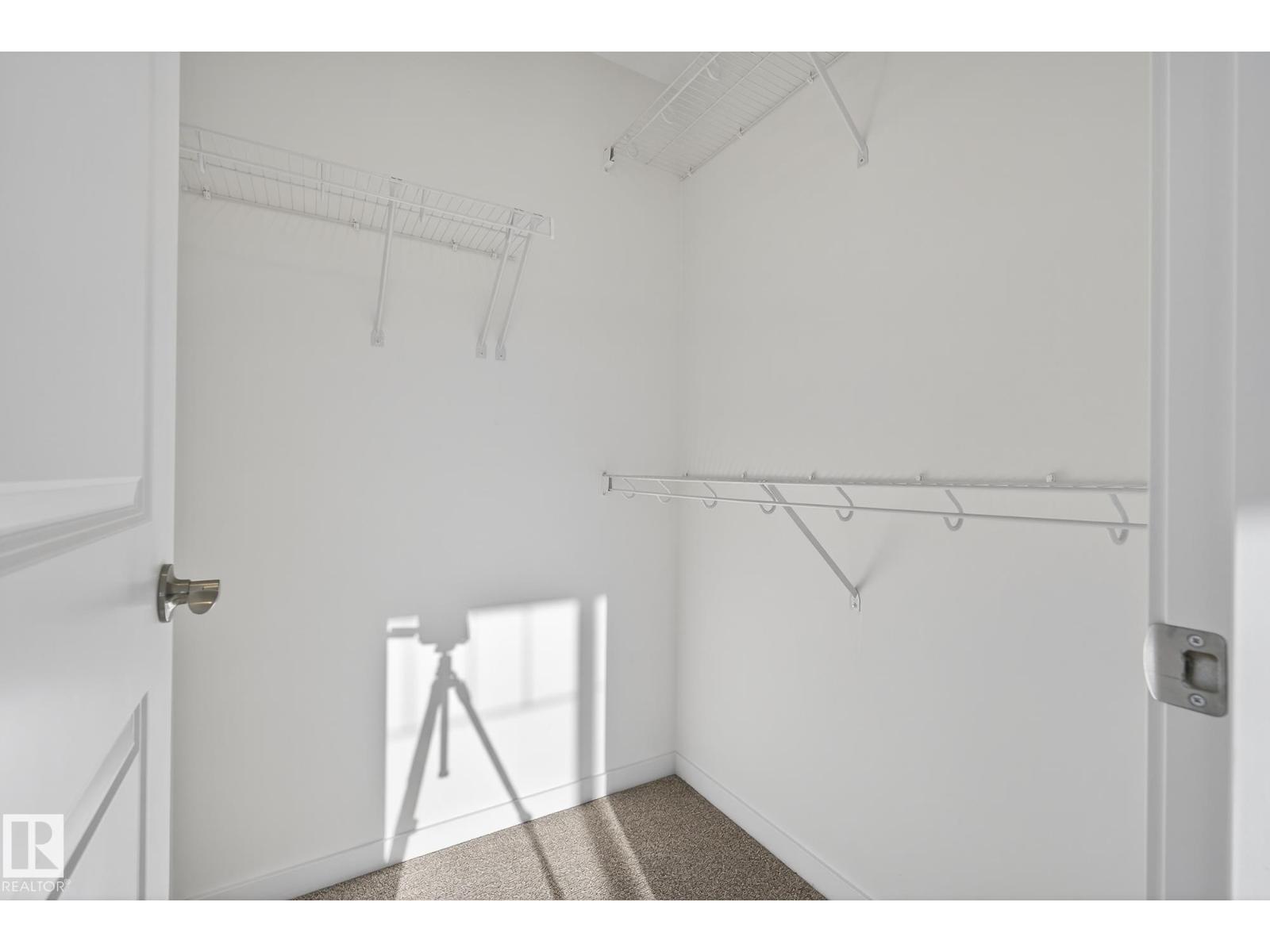 2416 Trumpeter Wy Nw, Edmonton, Alberta  T5S 0R9 - Photo 8 - E4470255