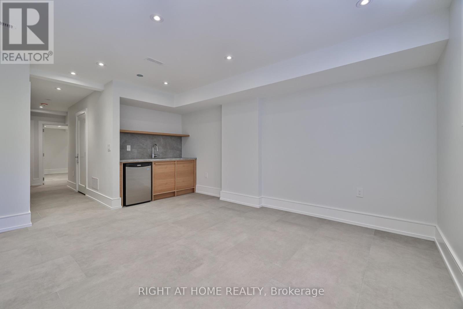 444 Roxton Road, Toronto, Ontario  M6G 3R4 - Photo 36 - C12703354