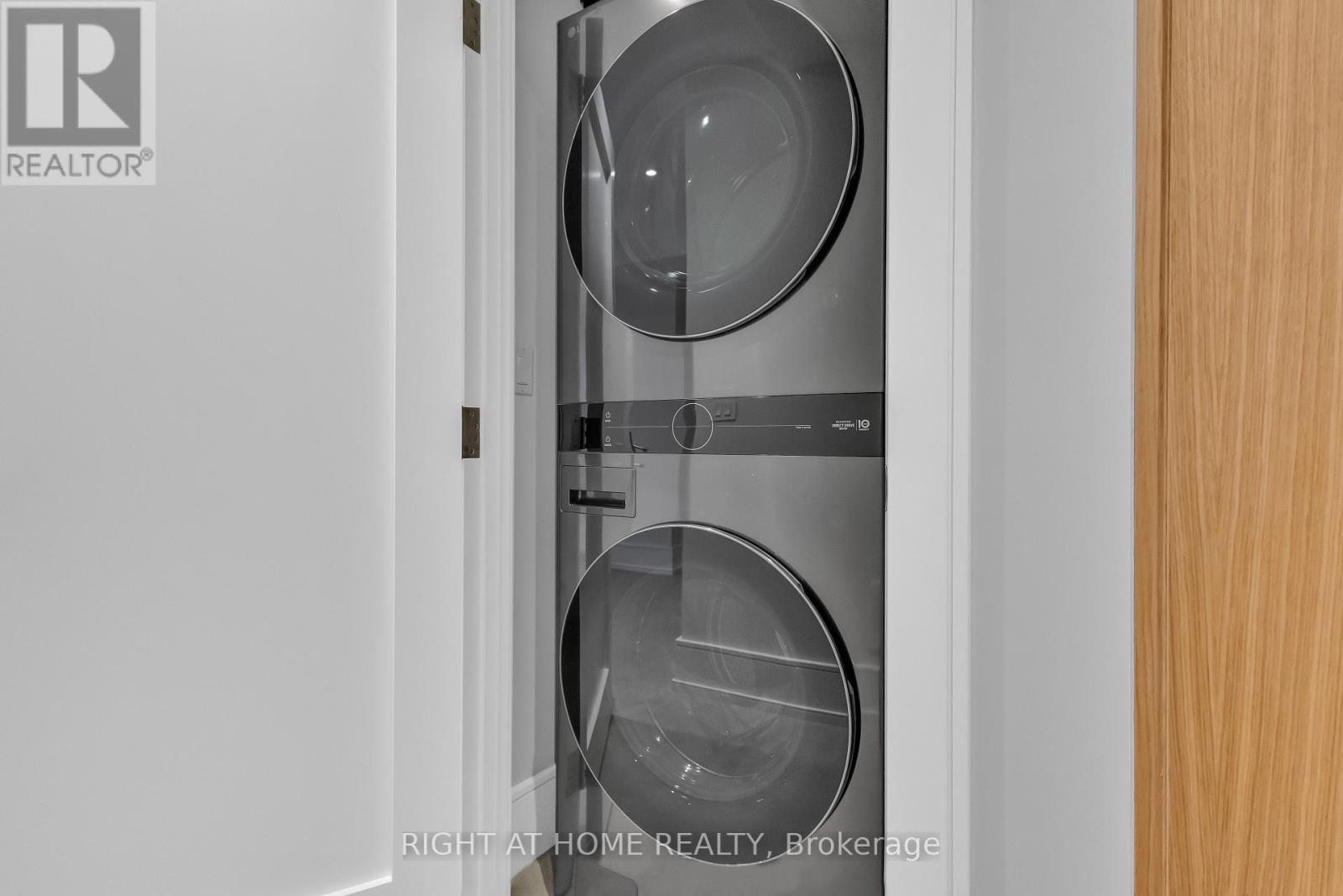 444 Roxton Road, Toronto, Ontario  M6G 3R4 - Photo 39 - C12703354