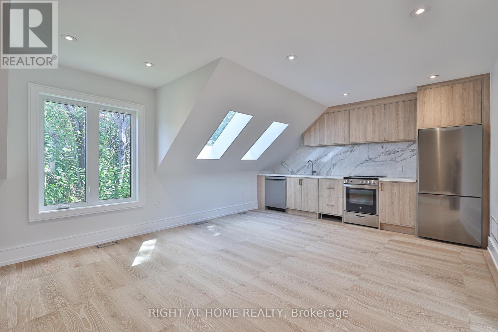 444 Roxton Road, Toronto, Ontario  M6G 3R4 - Photo 42 - C12703354