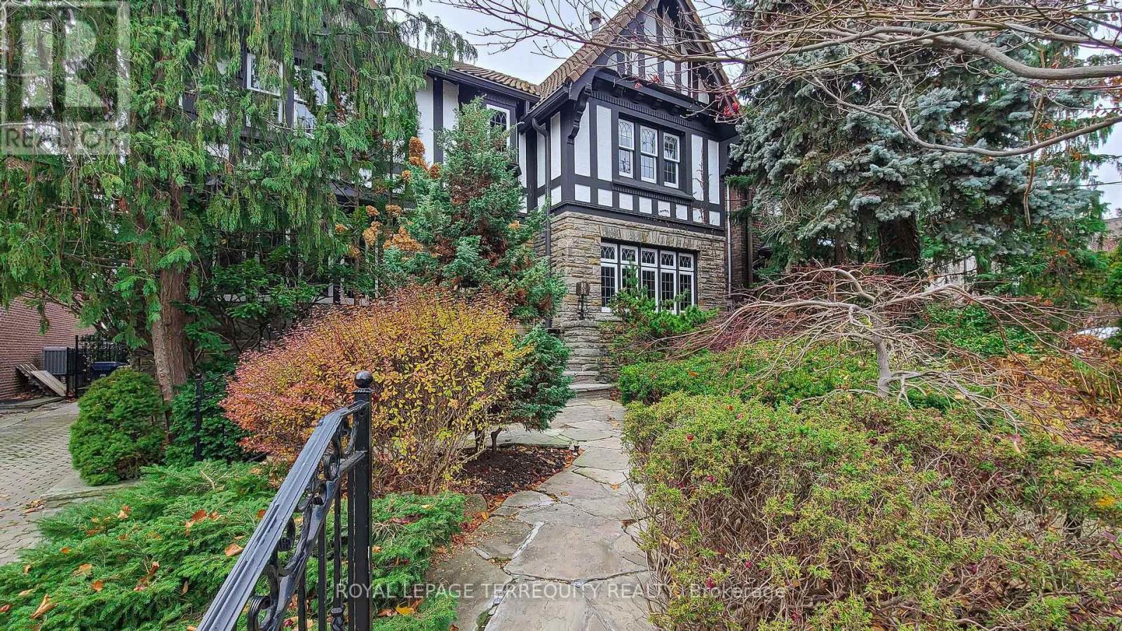 312 Glenayr Road, Toronto, Ontario  M5P 3C5 - Photo 2 - C12703382