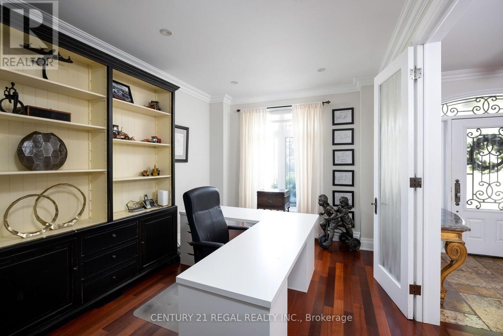 127 Sultana Avenue, Toronto, Ontario  M6A 1T6 - Photo 10 - C12703402