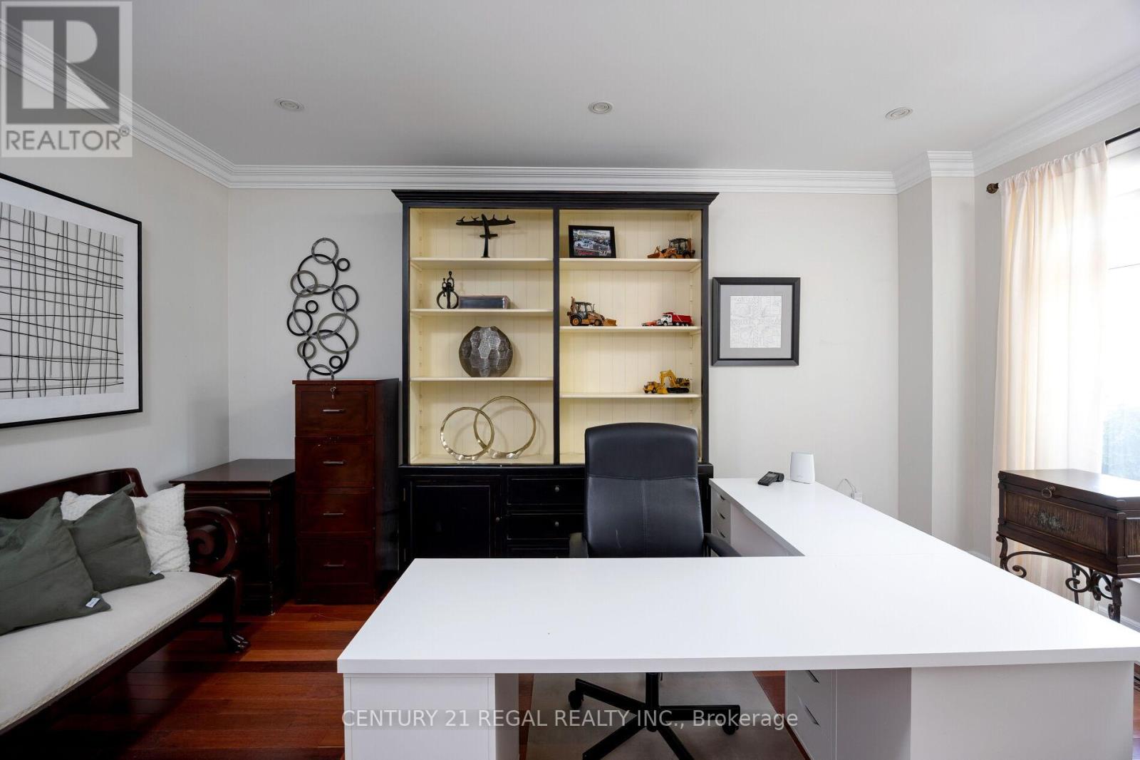 127 Sultana Avenue, Toronto, Ontario  M6A 1T6 - Photo 11 - C12703402