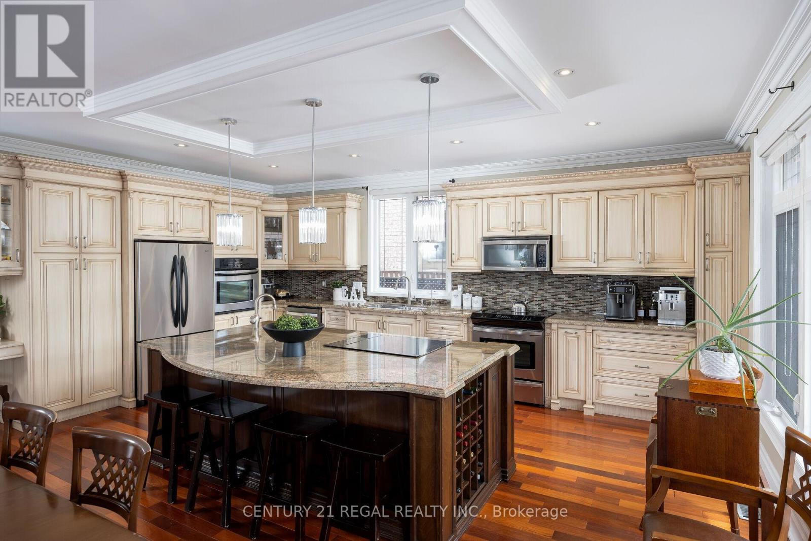 127 Sultana Avenue, Toronto, Ontario  M6A 1T6 - Photo 15 - C12703402