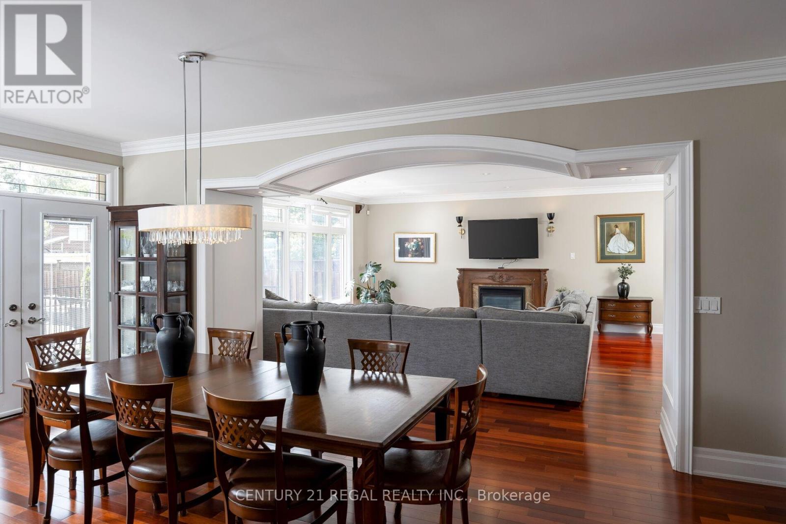 127 Sultana Avenue, Toronto, Ontario  M6A 1T6 - Photo 20 - C12703402