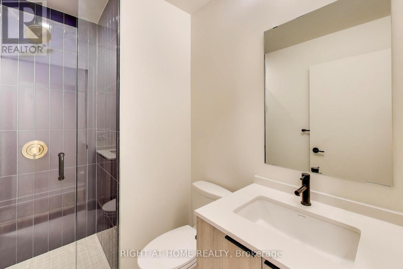 1421 - 181 Sterling Road, Toronto, Ontario  M6R 0B2 - Photo 13 - C12703408