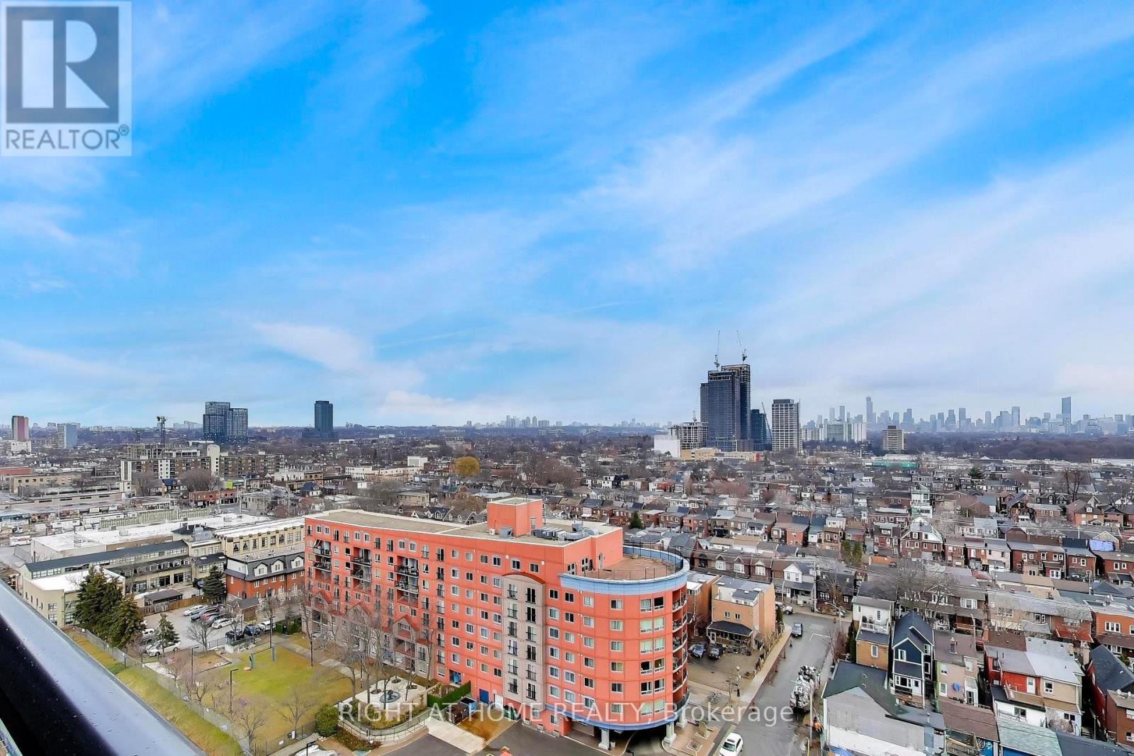 1421 - 181 Sterling Road, Toronto, Ontario  M6R 0B2 - Photo 18 - C12703408