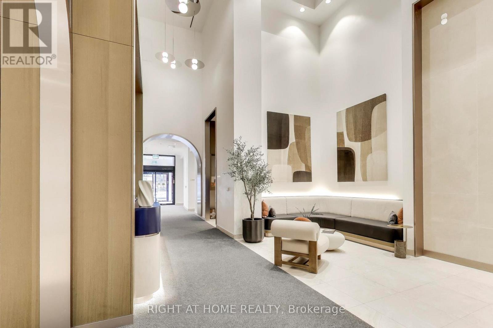 1421 - 181 Sterling Road, Toronto, Ontario  M6R 0B2 - Photo 21 - C12703408