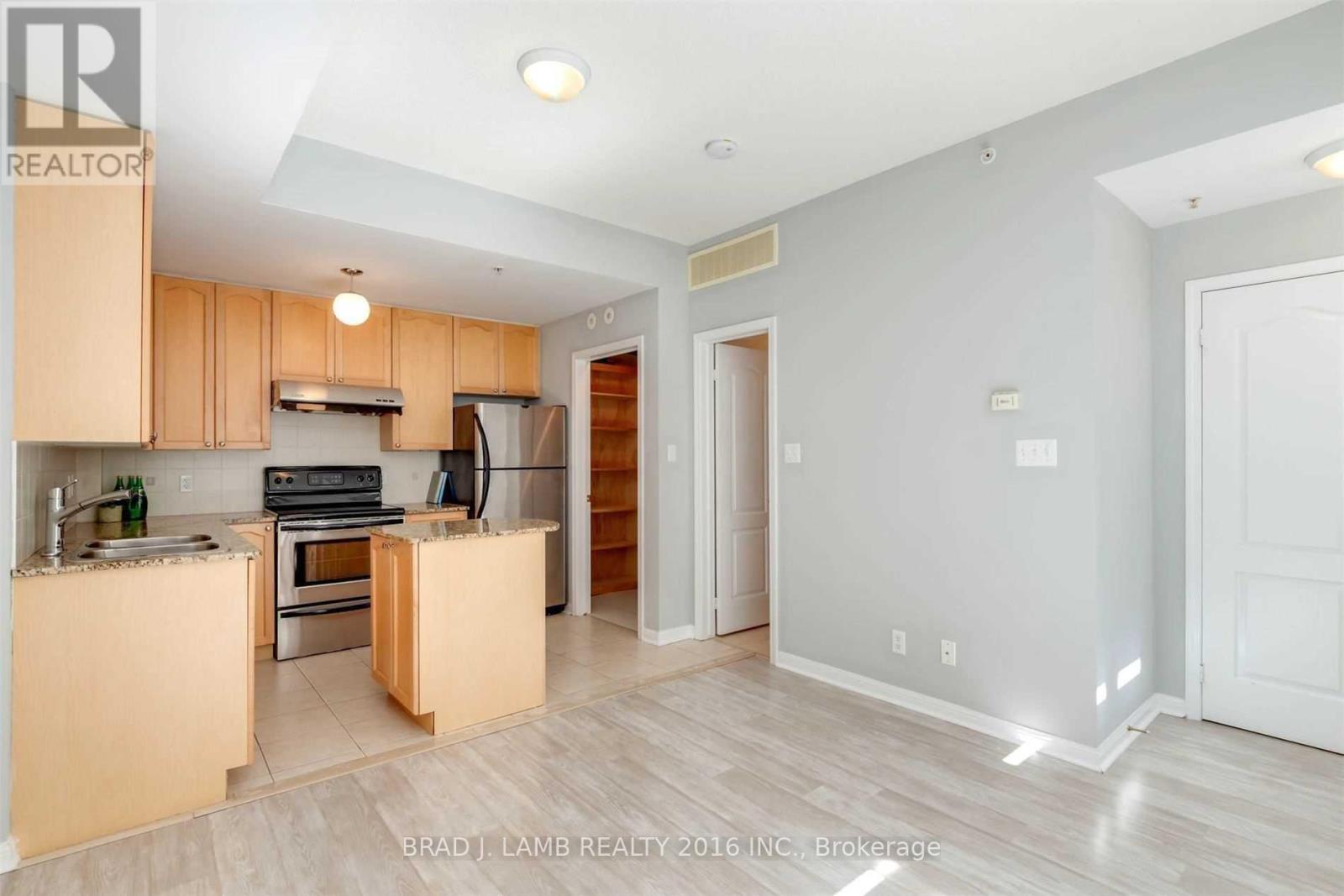 39 - 78 Carr Street, Toronto, Ontario  M5T 1B7 - Photo 10 - C12703414