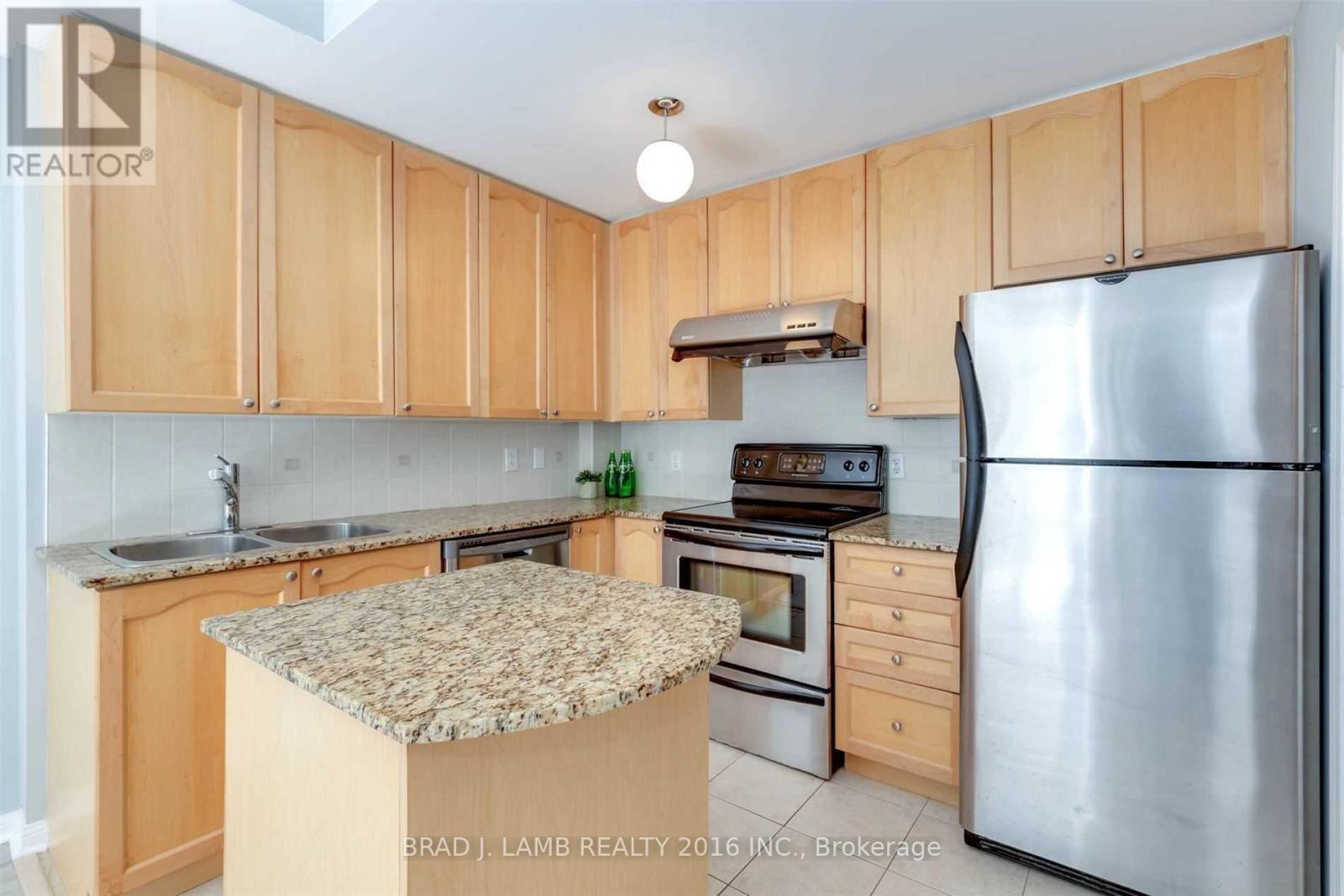 39 - 78 Carr Street, Toronto, Ontario  M5T 1B7 - Photo 12 - C12703414