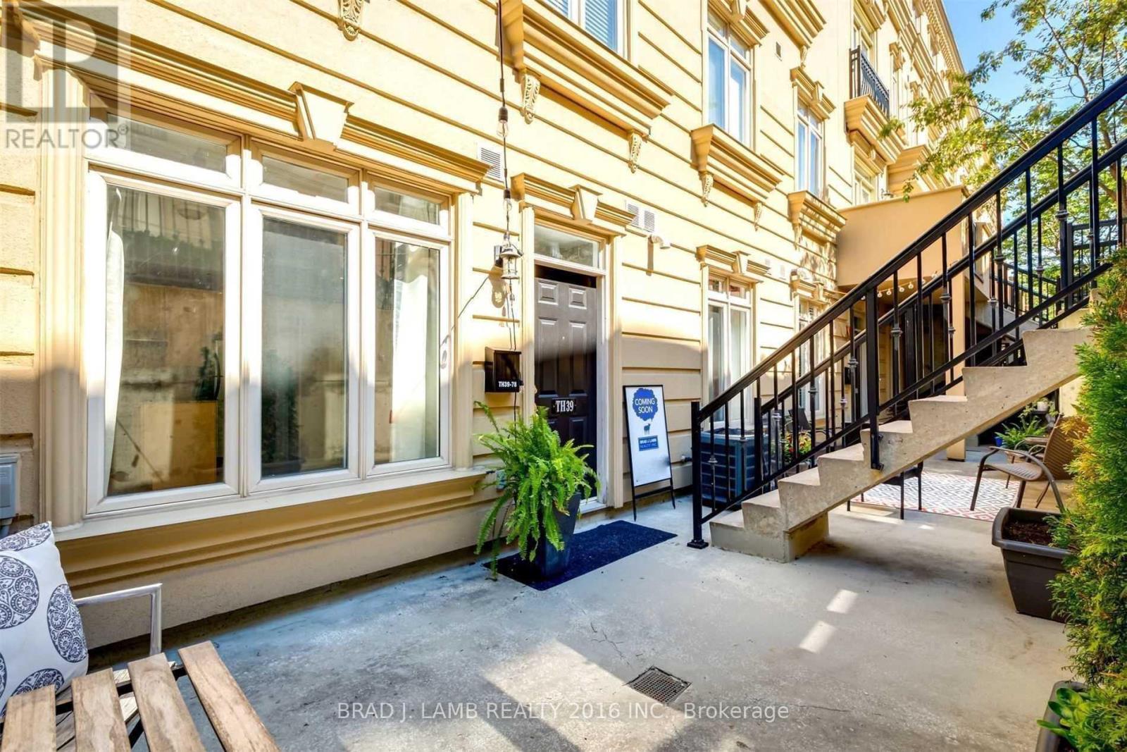 39 - 78 Carr Street, Toronto, Ontario  M5T 1B7 - Photo 17 - C12703414