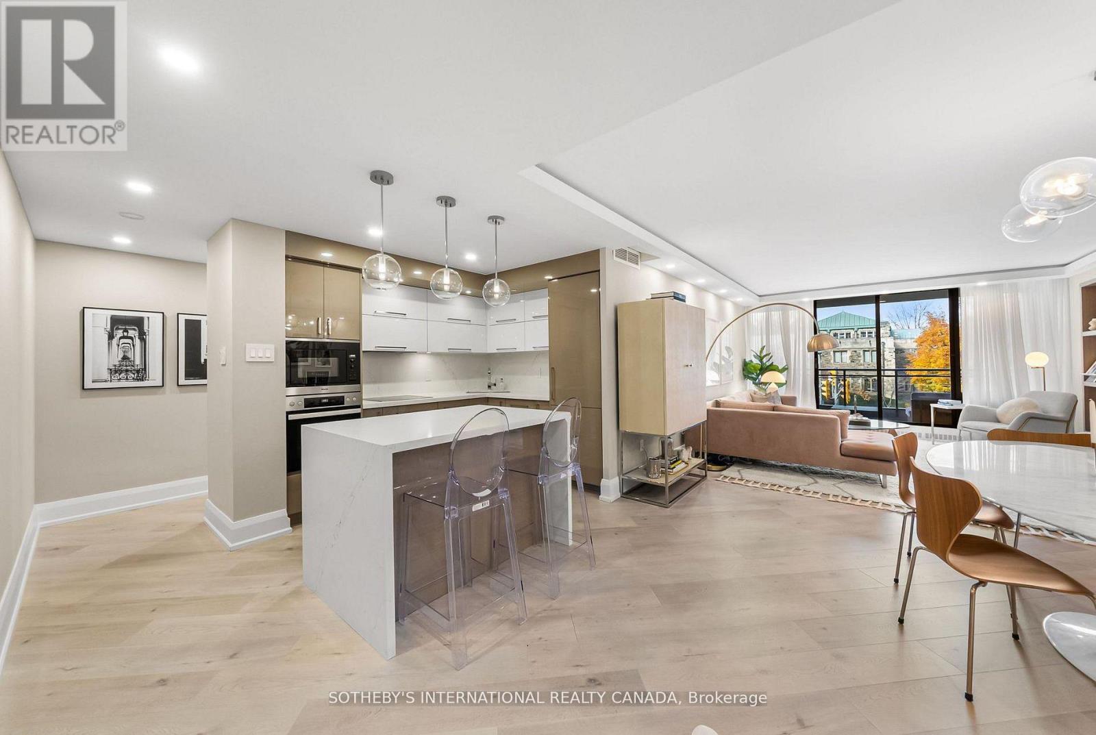 301 - 235 St Clair Avenue W, Toronto, Ontario  M4V 1R4 - Photo 16 - C12703442