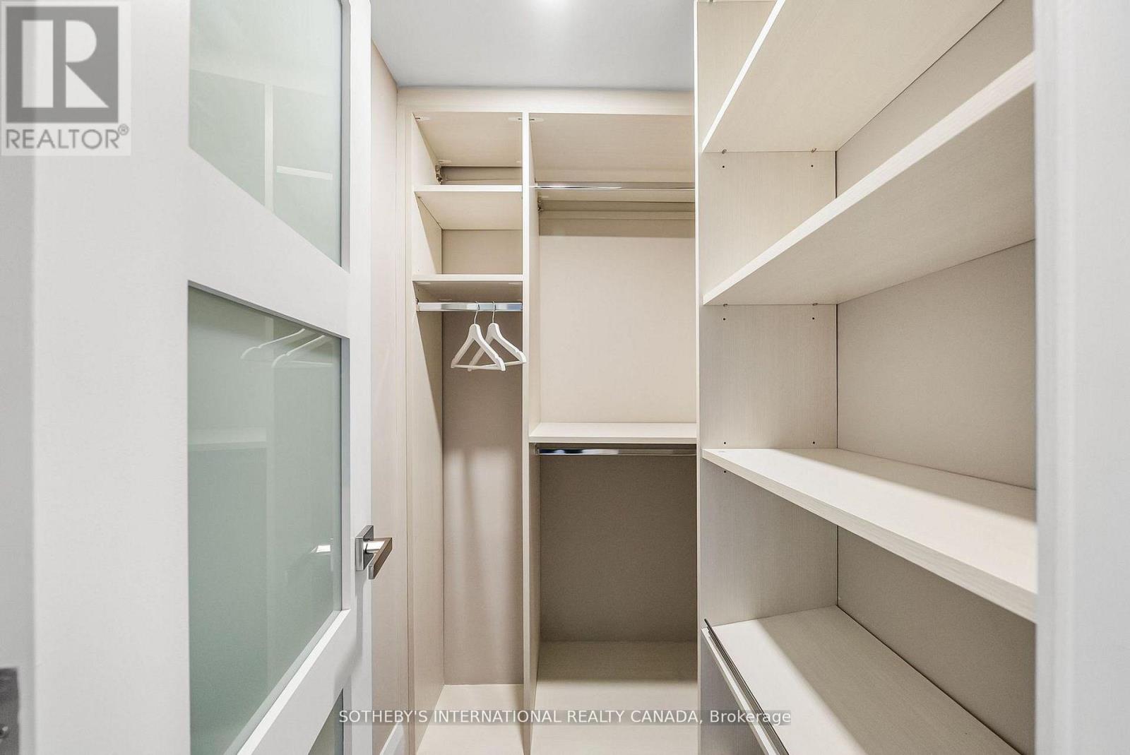 301 - 235 St Clair Avenue W, Toronto, Ontario  M4V 1R4 - Photo 21 - C12703442