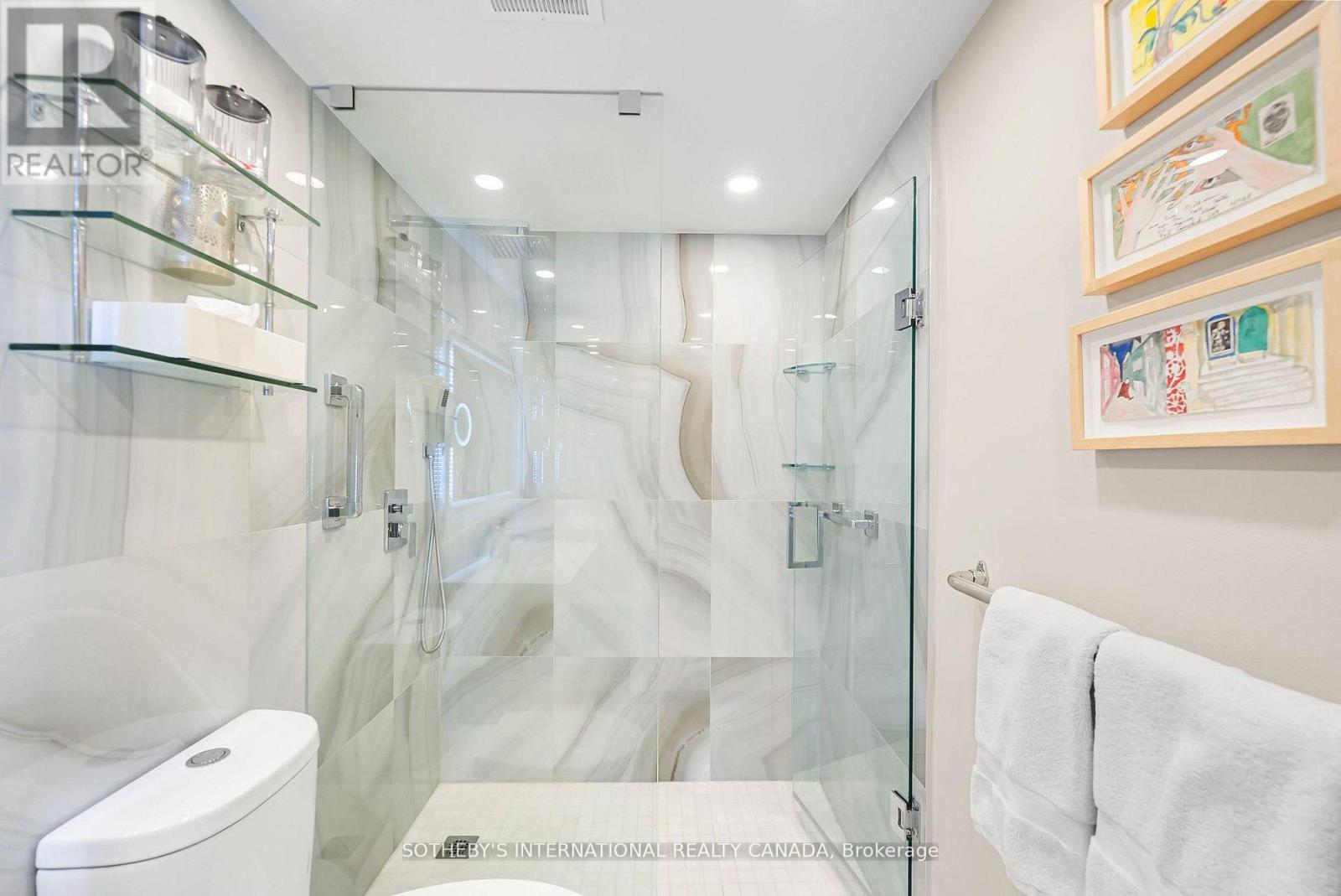 301 - 235 St Clair Avenue W, Toronto, Ontario  M4V 1R4 - Photo 24 - C12703442