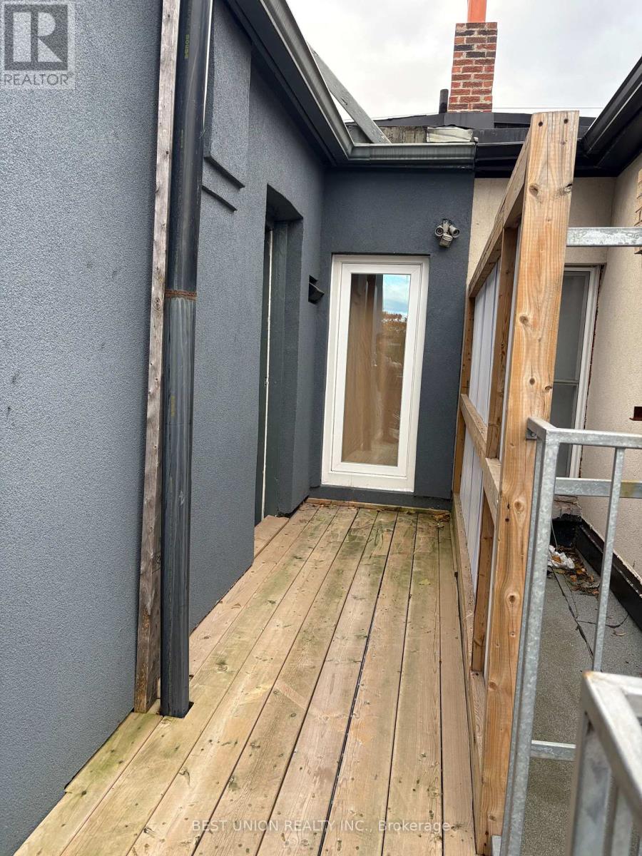 679 Mount Pleasant Road, Toronto, Ontario  M4S 2N2 - Photo 2 - C12703484