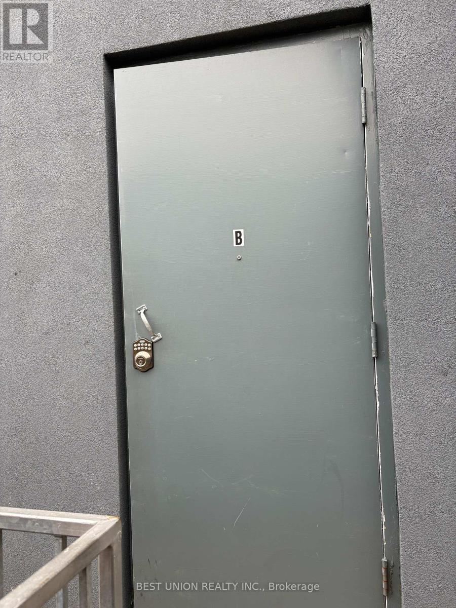 679 Mount Pleasant Road, Toronto, Ontario  M4S 2N2 - Photo 3 - C12703484