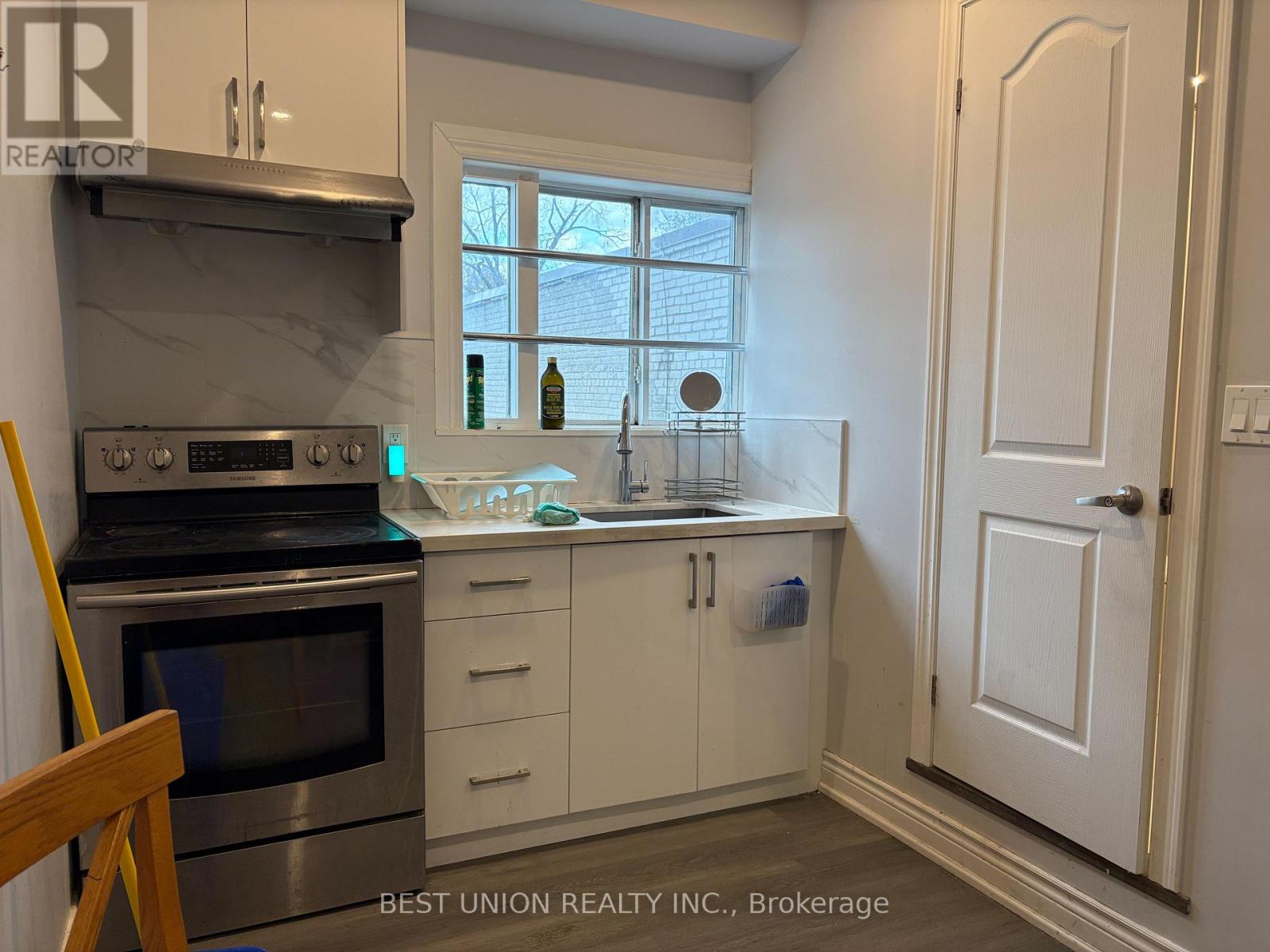 679 Mount Pleasant Road, Toronto, Ontario  M4S 2N2 - Photo 5 - C12703484