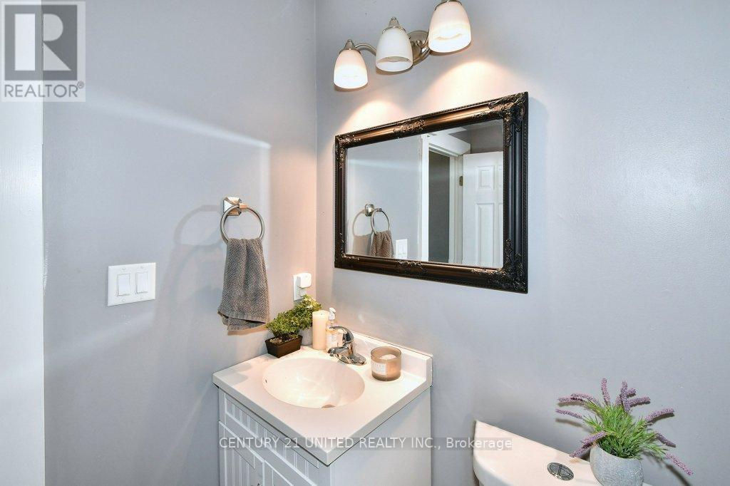 27 Park Street N, Peterborough, Ontario  K9J 3V3 - Photo 19 - X12440698