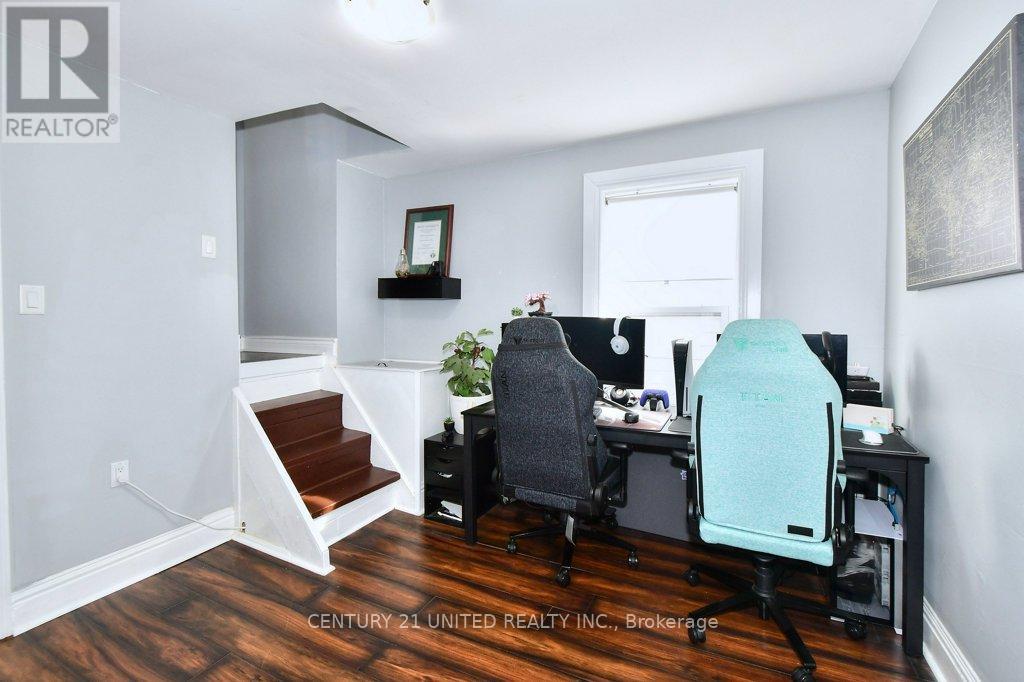27 Park Street N, Peterborough, Ontario  K9J 3V3 - Photo 24 - X12440698