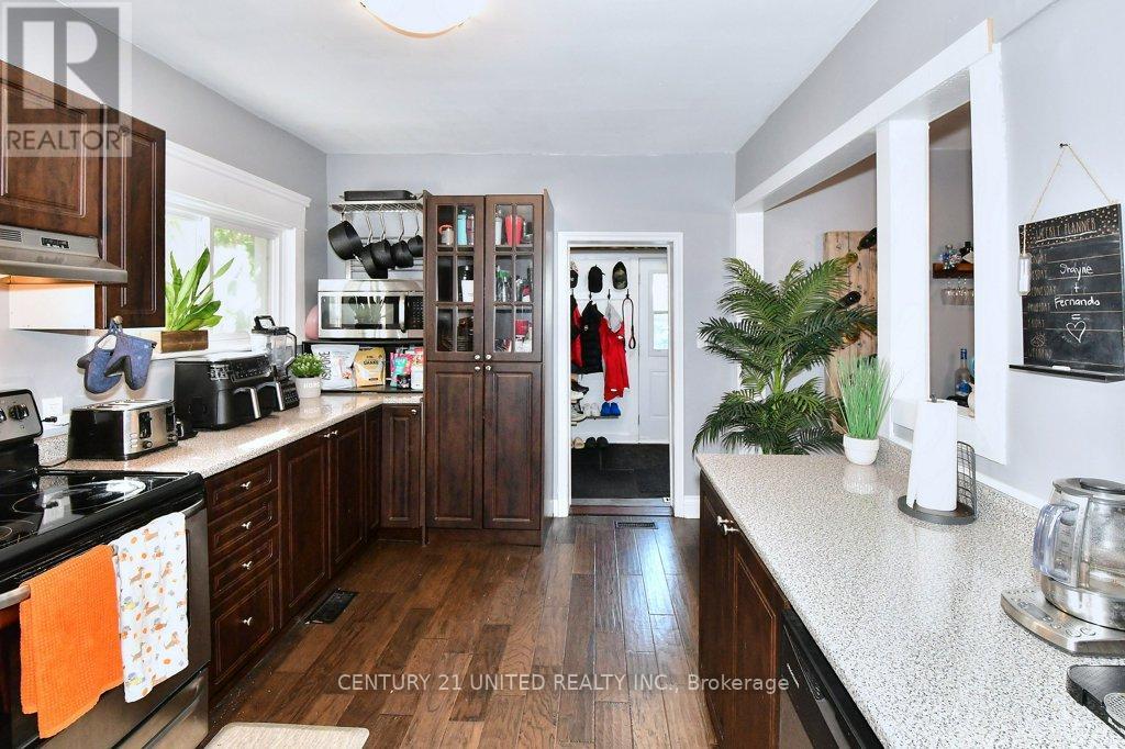 27 Park Street N, Peterborough, Ontario  K9J 3V3 - Photo 17 - X12440698