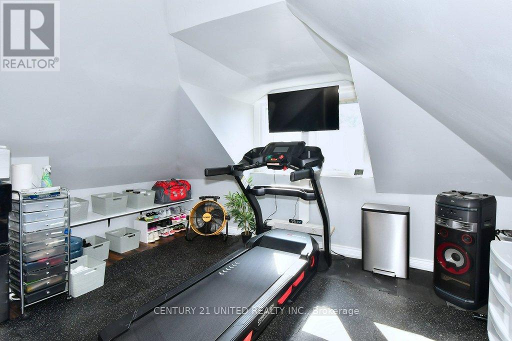 27 Park Street N, Peterborough, Ontario  K9J 3V3 - Photo 34 - X12440698