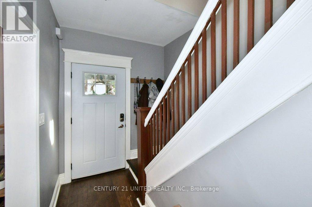 27 Park Street N, Peterborough, Ontario  K9J 3V3 - Photo 5 - X12440698