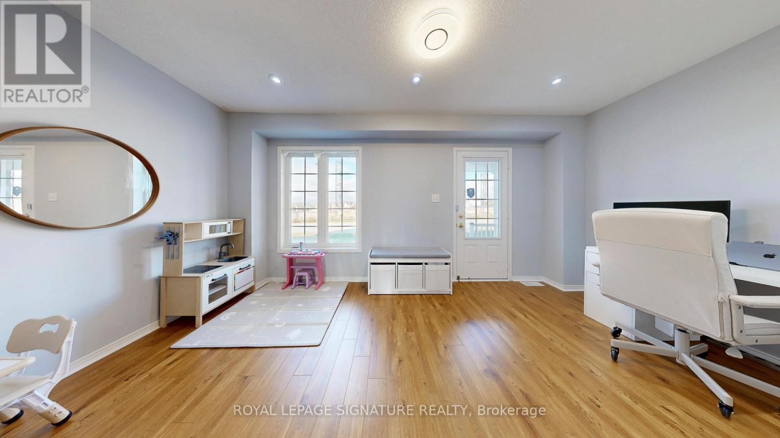 459 Rossland Road E, Ajax, Ontario  L1Z 0K8 - Photo 4 - E12703310