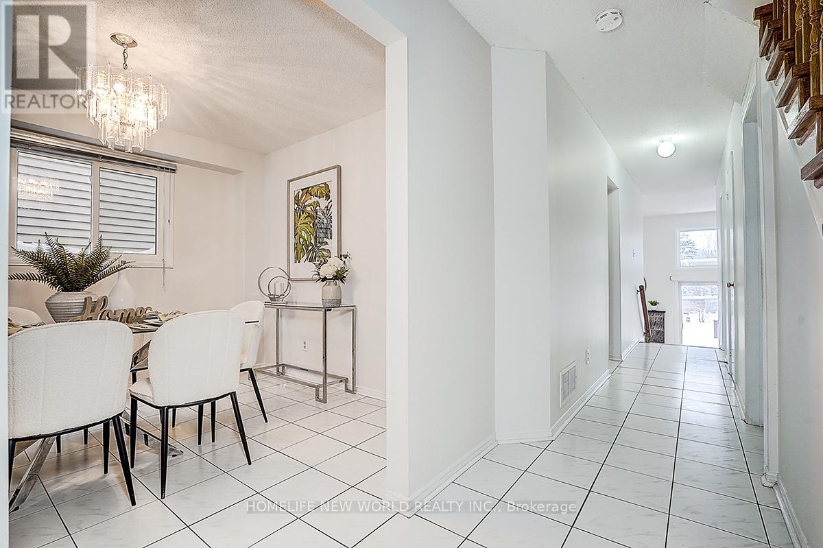 75 Enchanted Hills Crescent, Toronto, Ontario  M1V 3N9 - Photo 13 - E12703426