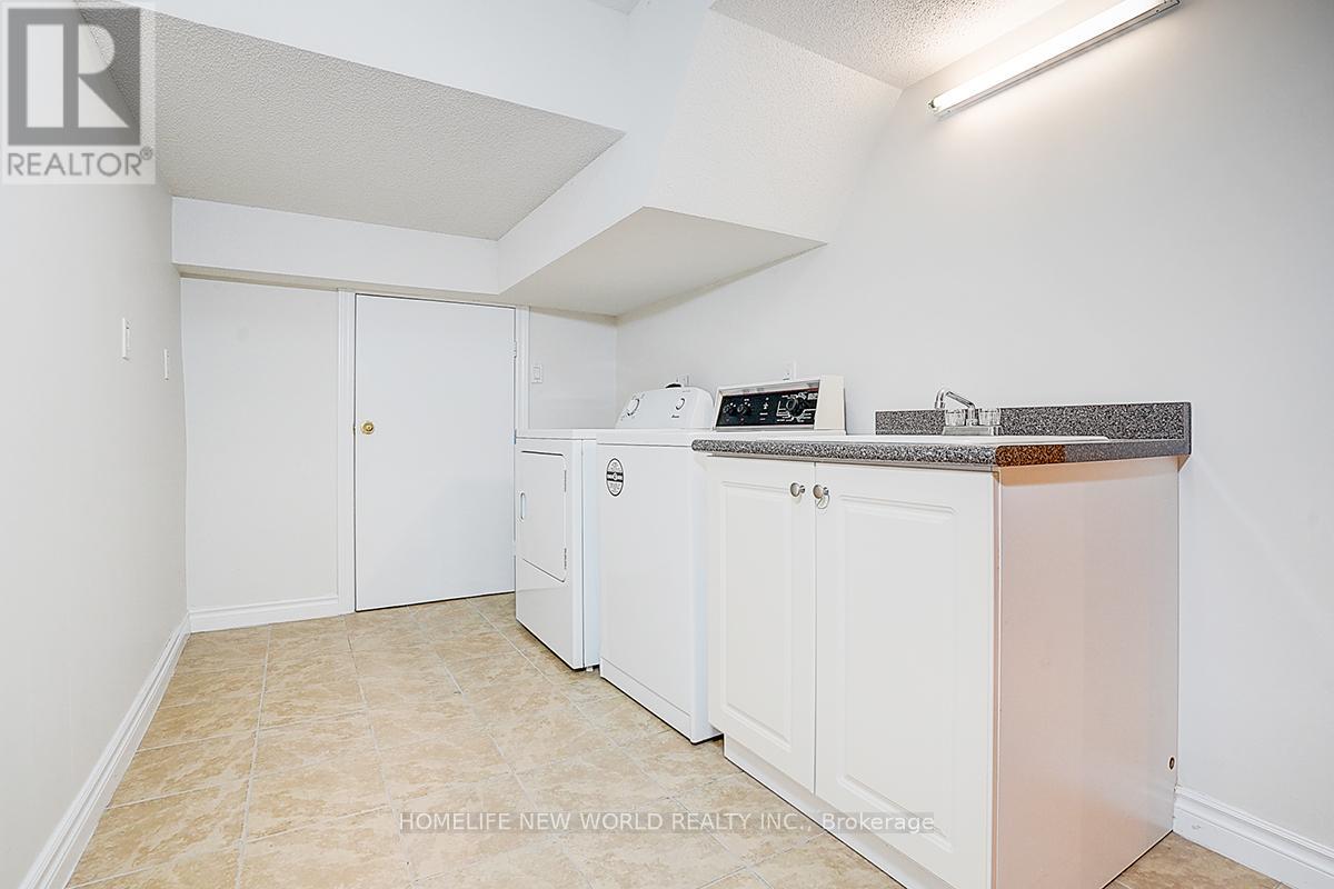 75 Enchanted Hills Crescent, Toronto, Ontario  M1V 3N9 - Photo 22 - E12703426