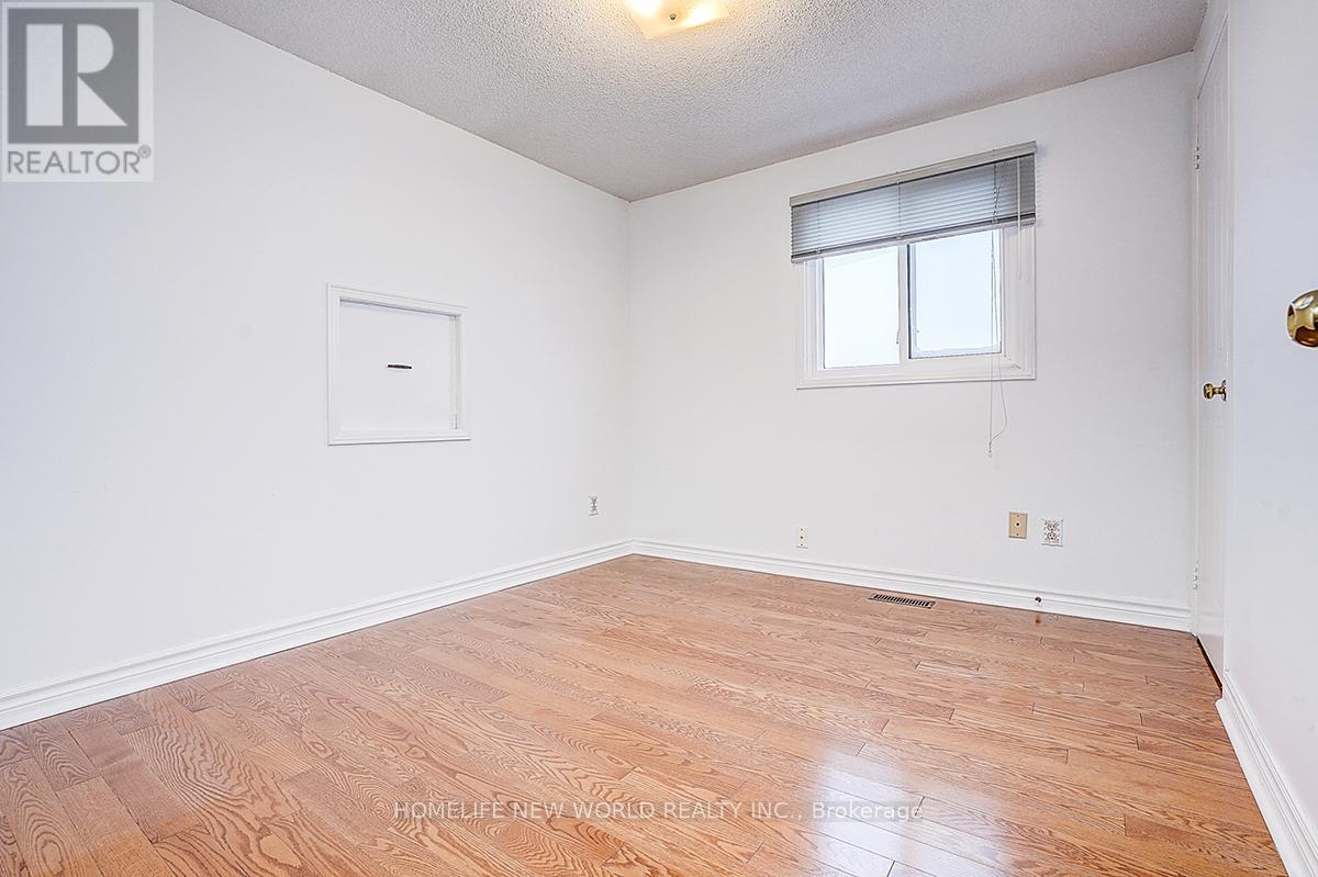 75 Enchanted Hills Crescent, Toronto, Ontario  M1V 3N9 - Photo 29 - E12703426