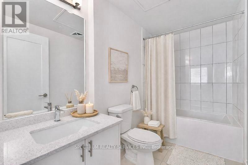 906 - 9000 Jane Street, Vaughan, Ontario  L4K 0M6 - Photo 6 - N12703304