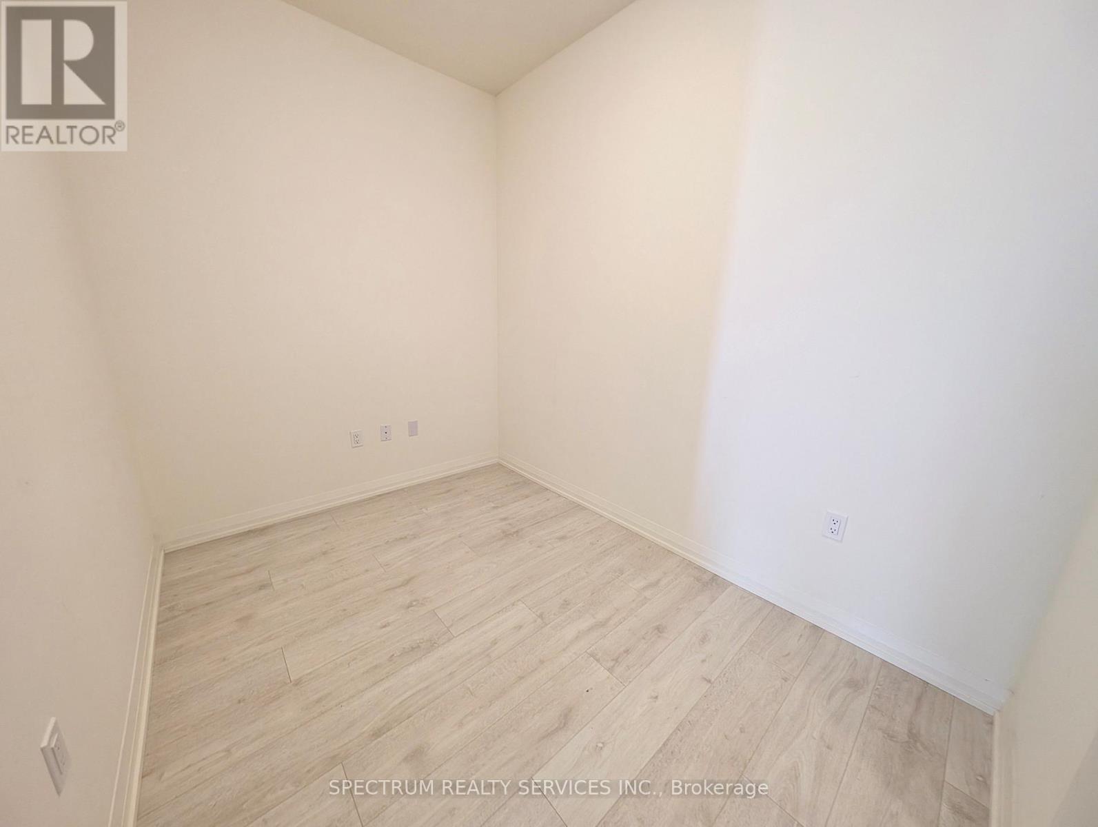 906 - 9000 Jane Street, Vaughan, Ontario  L4K 0M6 - Photo 7 - N12703304