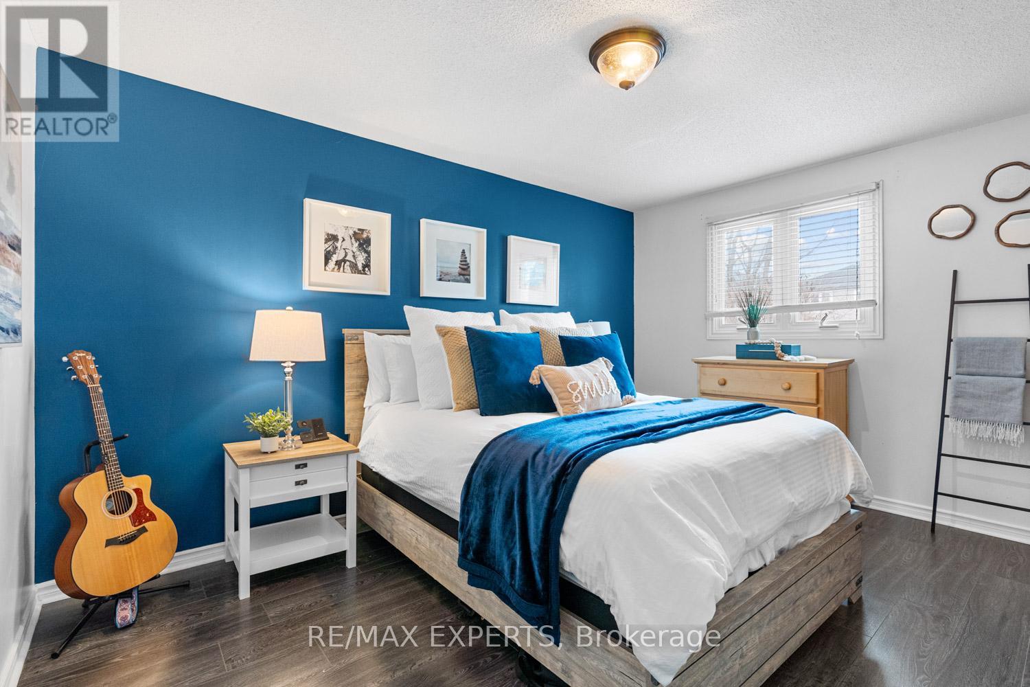 6 Longview Drive, Bradford West Gwillimbury (Bradford), Ontario  L3Z 2H1 - Photo 14 - N12703314