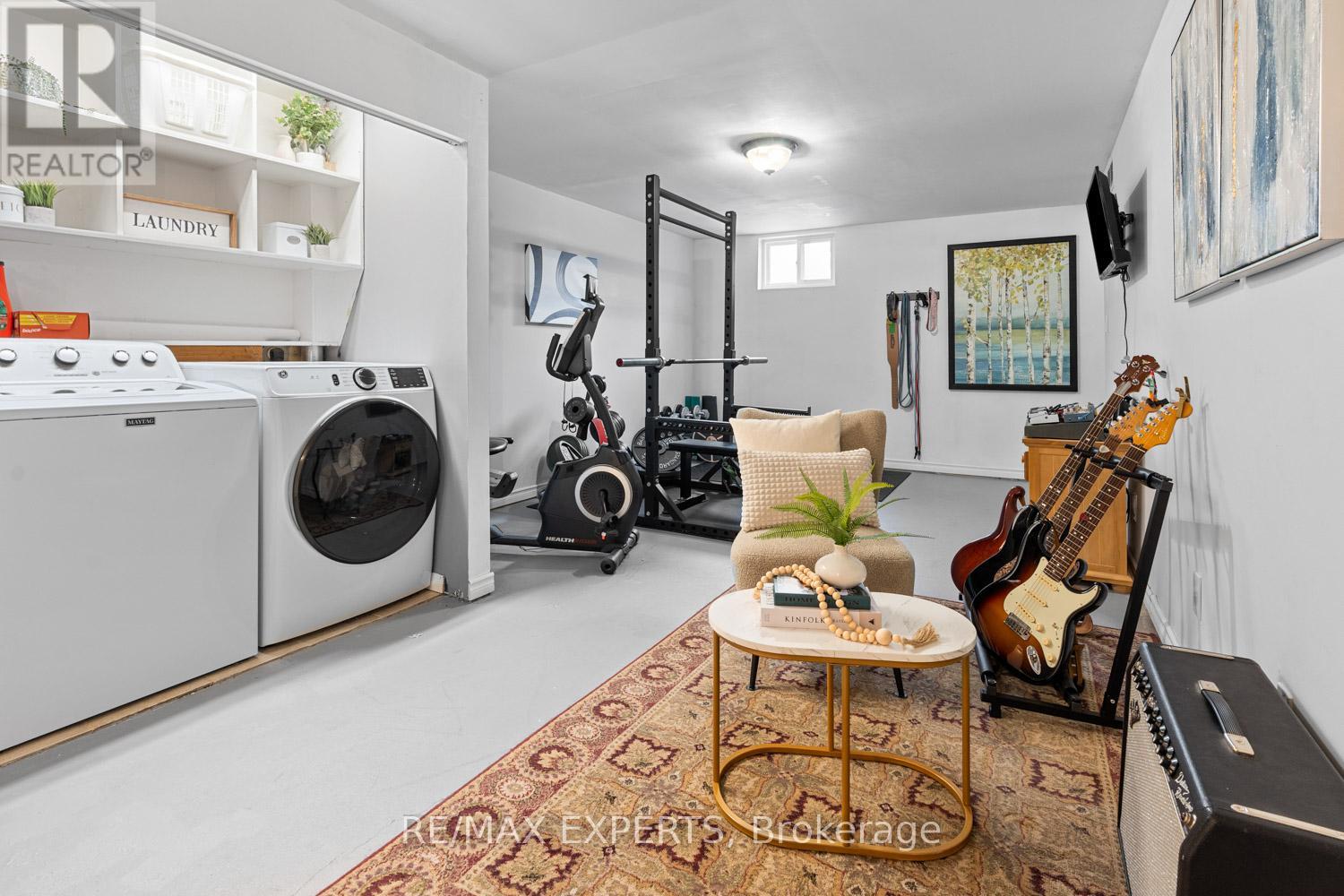 6 Longview Drive, Bradford West Gwillimbury (Bradford), Ontario  L3Z 2H1 - Photo 29 - N12703314