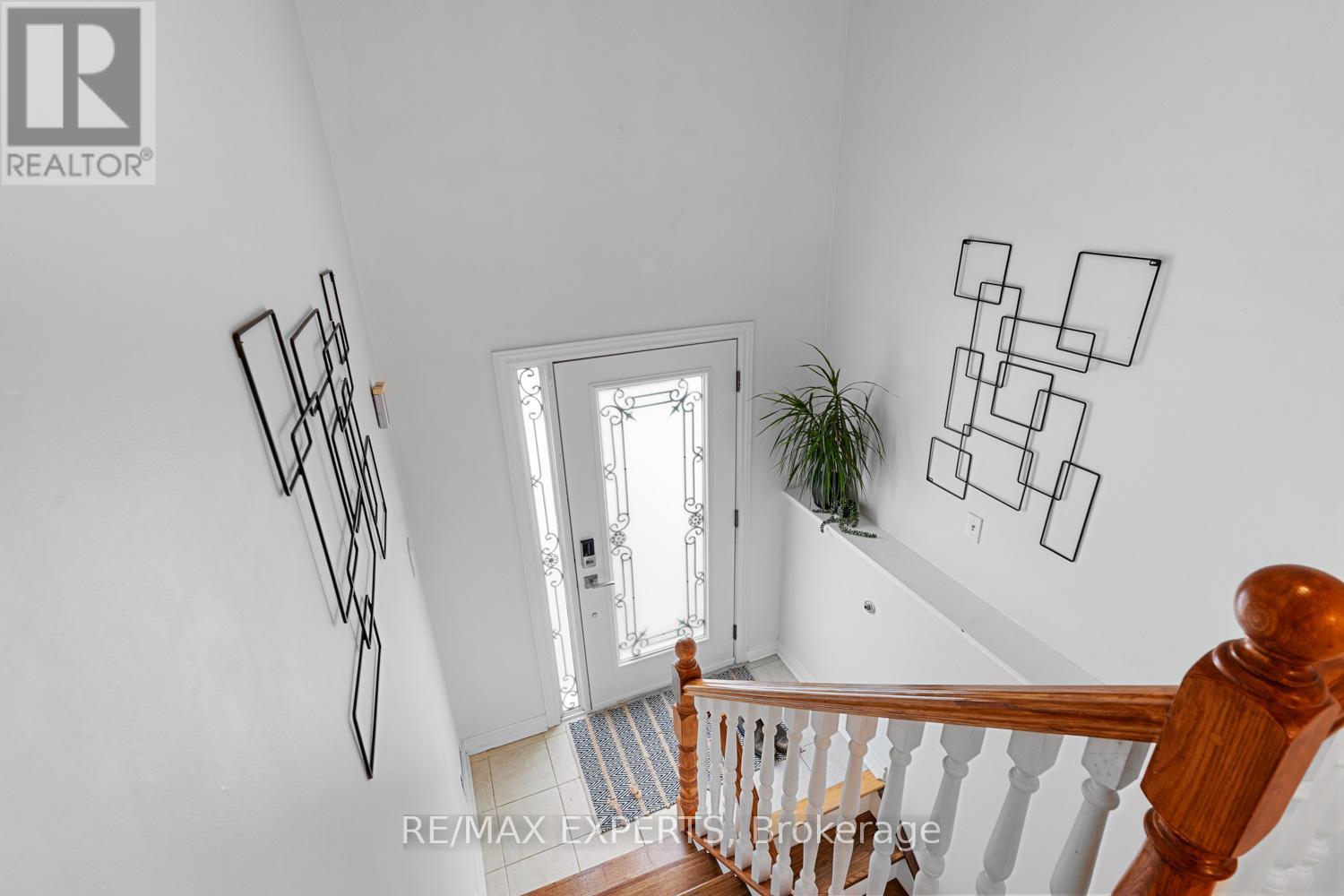 6 Longview Drive, Bradford West Gwillimbury (Bradford), Ontario  L3Z 2H1 - Photo 31 - N12703314