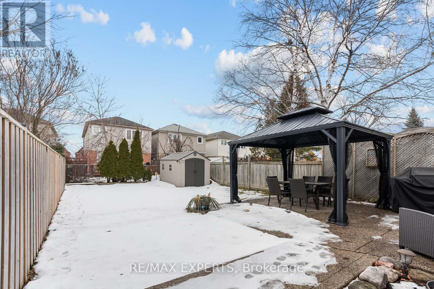 6 Longview Drive, Bradford West Gwillimbury (Bradford), Ontario  L3Z 2H1 - Photo 32 - N12703314