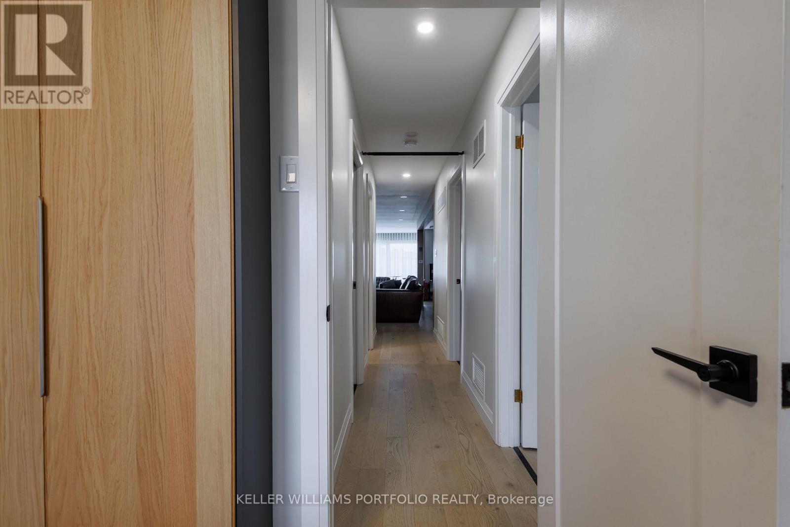 33 Cog Hill Drive, Vaughan, Ontario  L4K 1M6 - Photo 27 - N12703460