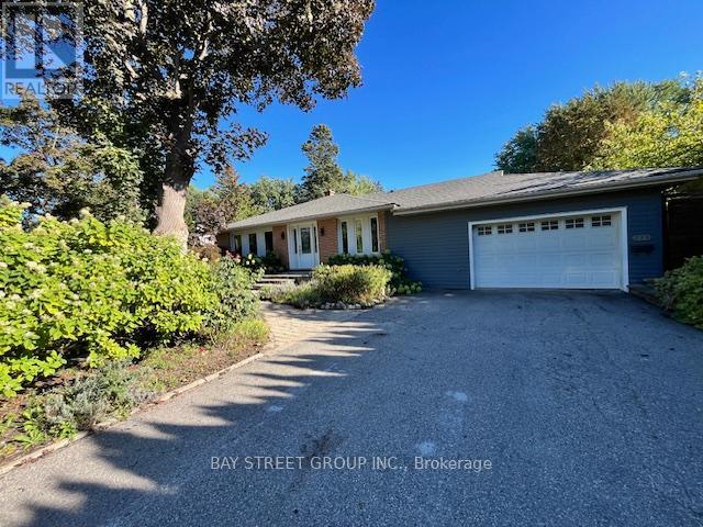 229 Church Street, Markham (Markham Village), Ontario  L3P 2M6 - Photo 2 - N12703478