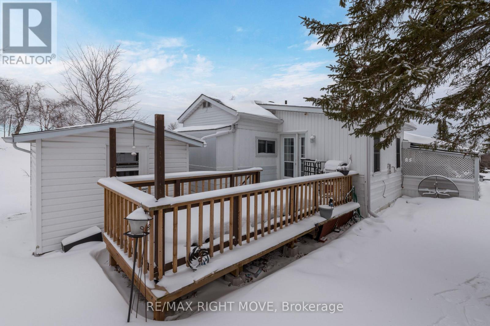 32 Cameron Drive, Oro-Medonte, Ontario  L0L 1T0 - Photo 17 - S12703380