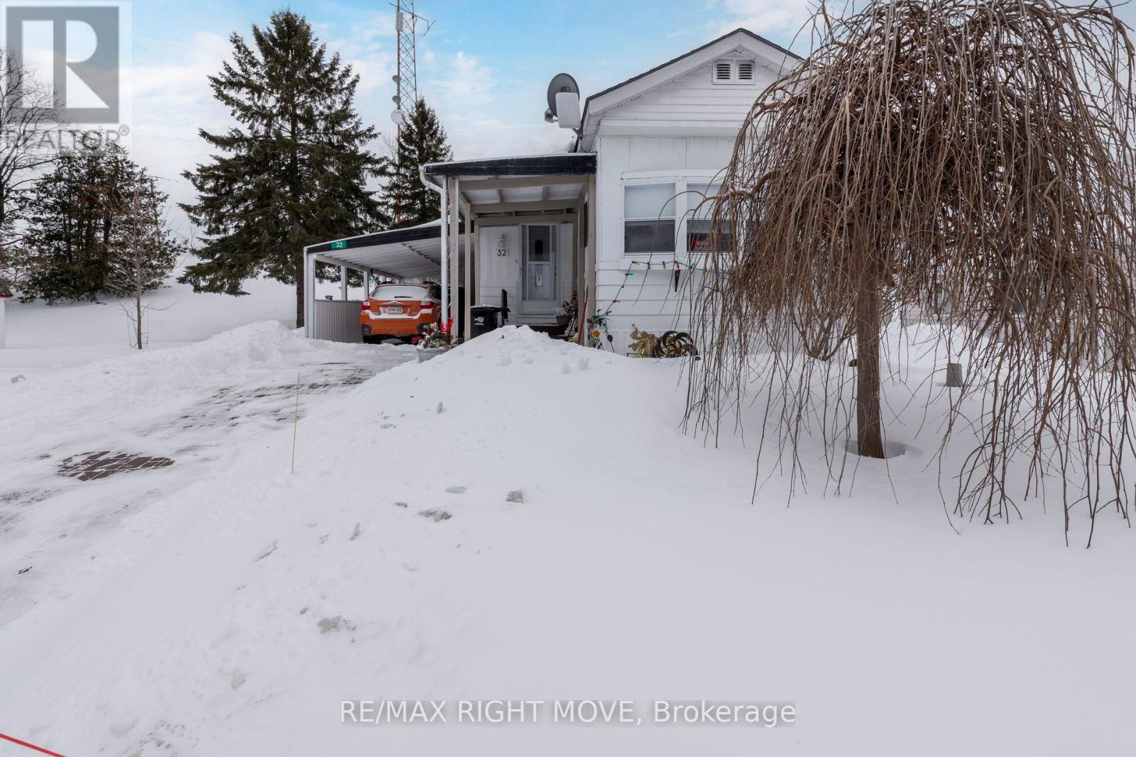 32 Cameron Drive, Oro-Medonte, Ontario  L0L 1T0 - Photo 21 - S12703380