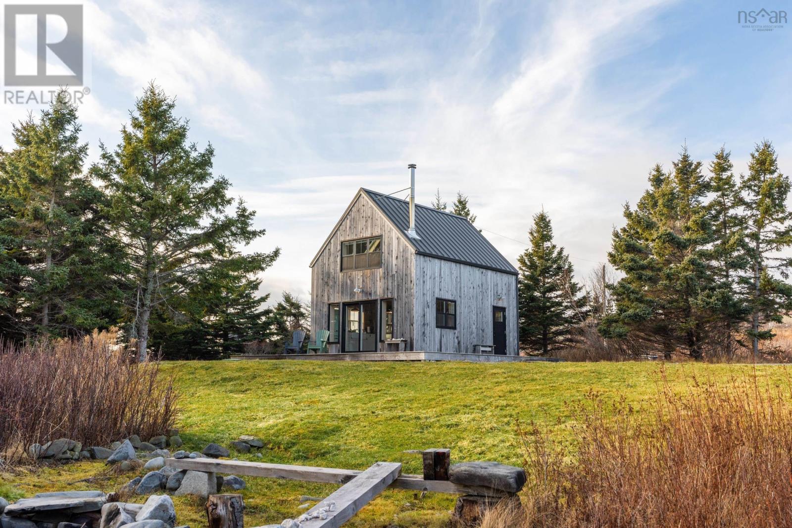 77 Sand Beach Road, Western Head, Nova Scotia  B0T 1K0 - Photo 2 - 202600962