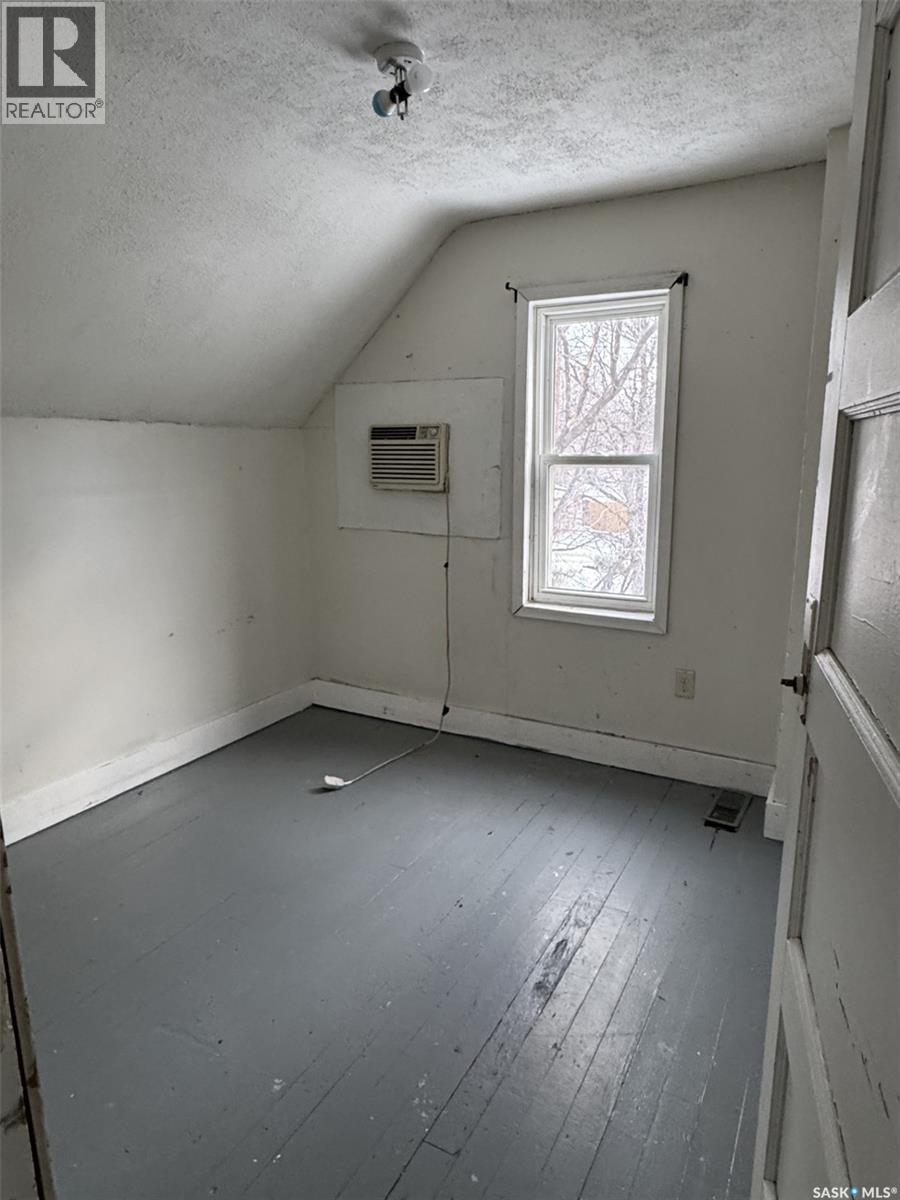 745 Athol Street, Regina, Saskatchewan  S4T 3B4 - Photo 17 - SK026948