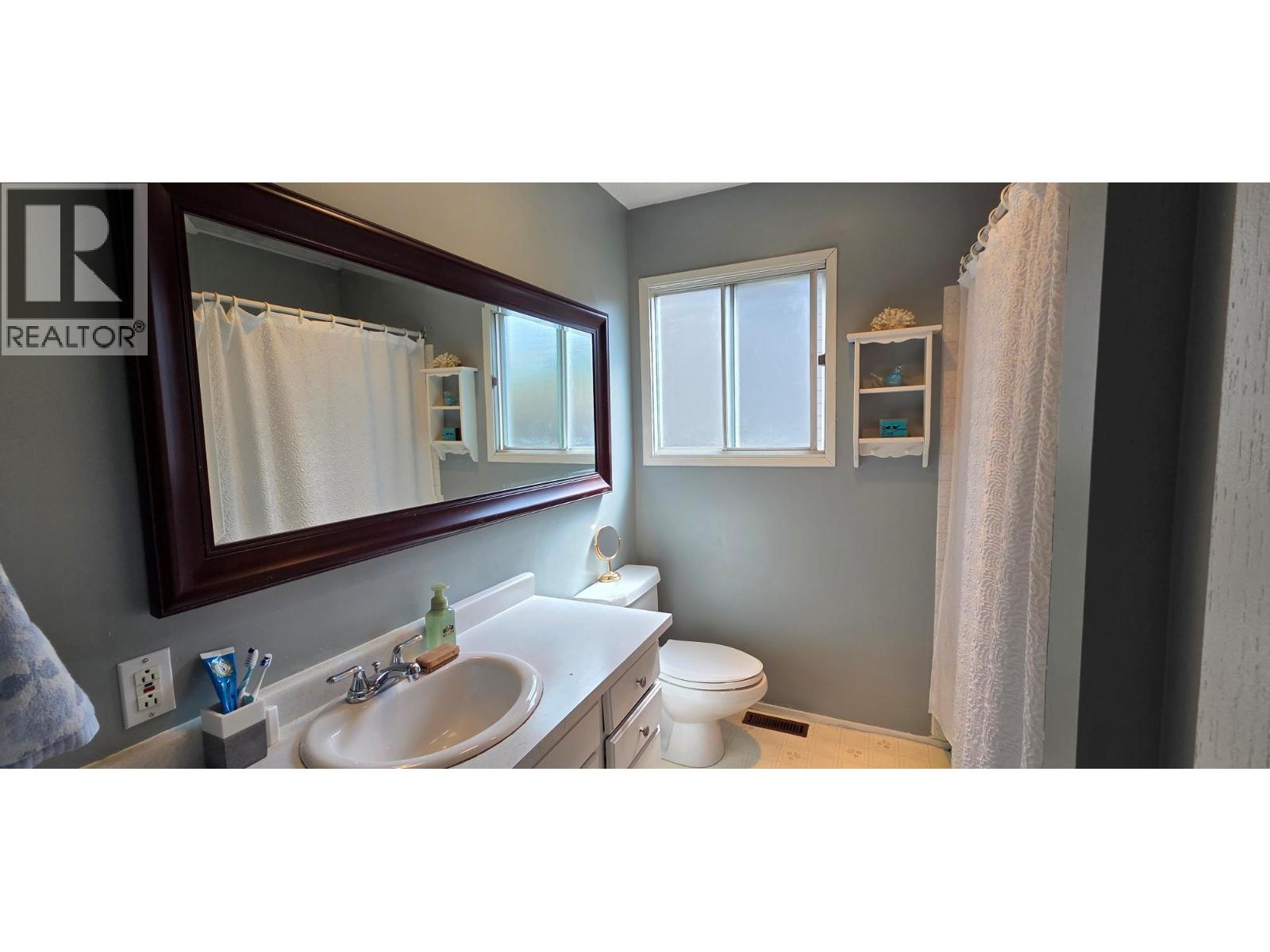 64 100th Avenue, Kimberley, British Columbia  V1A 3A3 - Photo 31 - 10360608