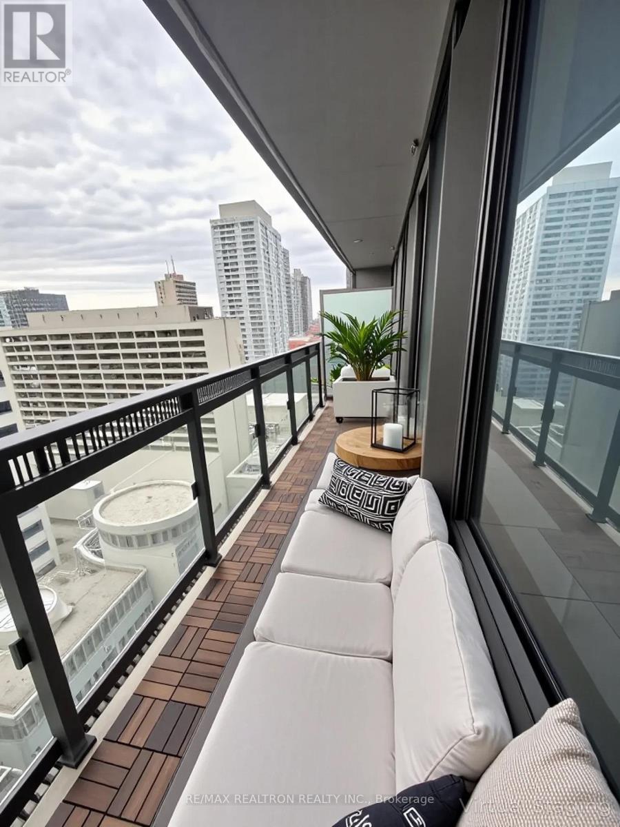 1602 - 8 Eglinton Avenue E, Toronto, Ontario  M4P 1A6 - Photo 9 - C12569684