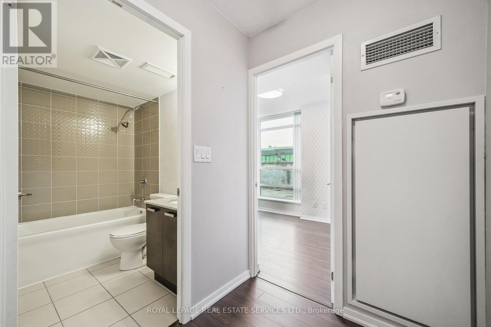 917 - 68 Abell Street, Toronto, Ontario  M6J 0A2 - Photo 22 - C12701782