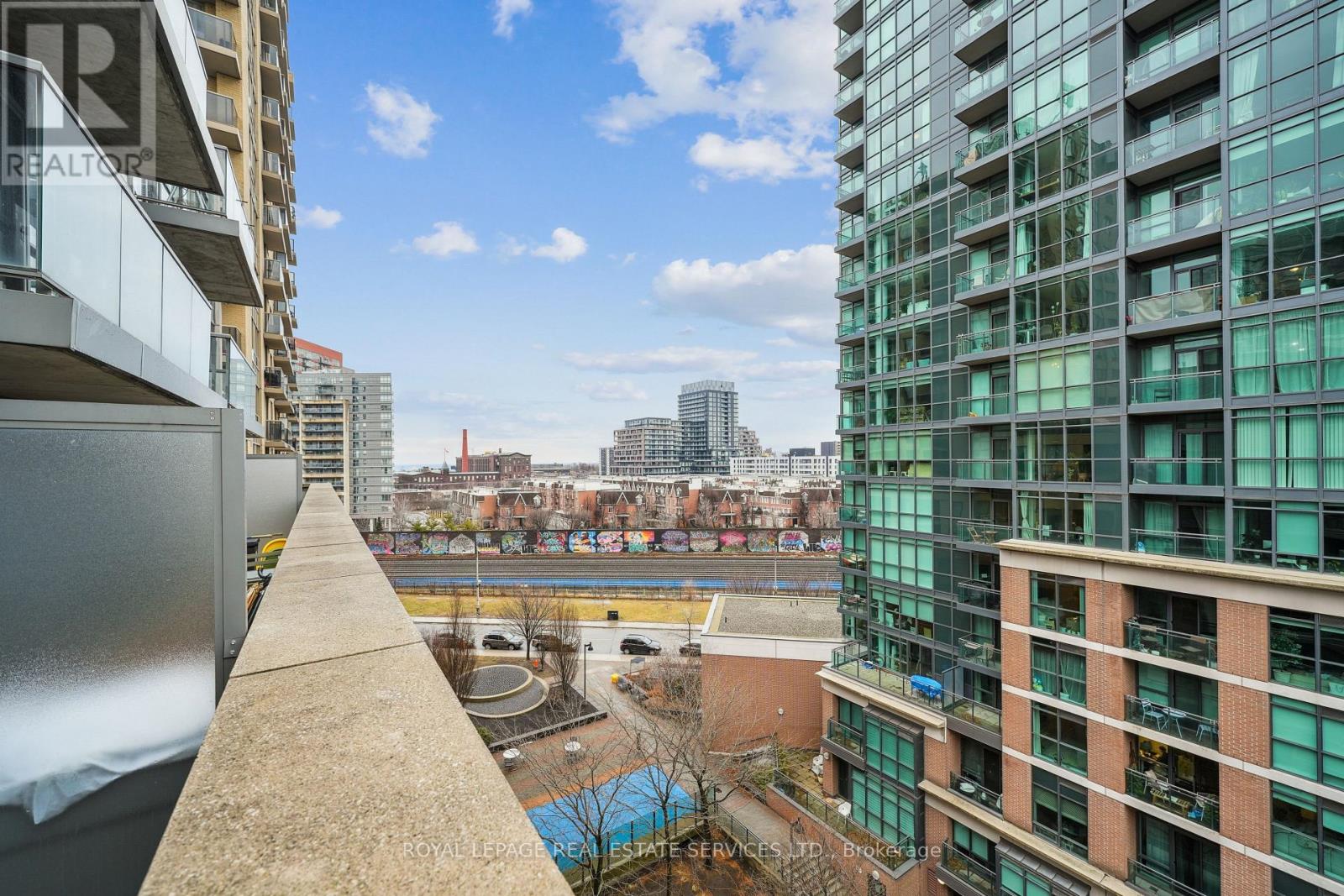 917 - 68 Abell Street, Toronto, Ontario  M6J 0A2 - Photo 26 - C12701782