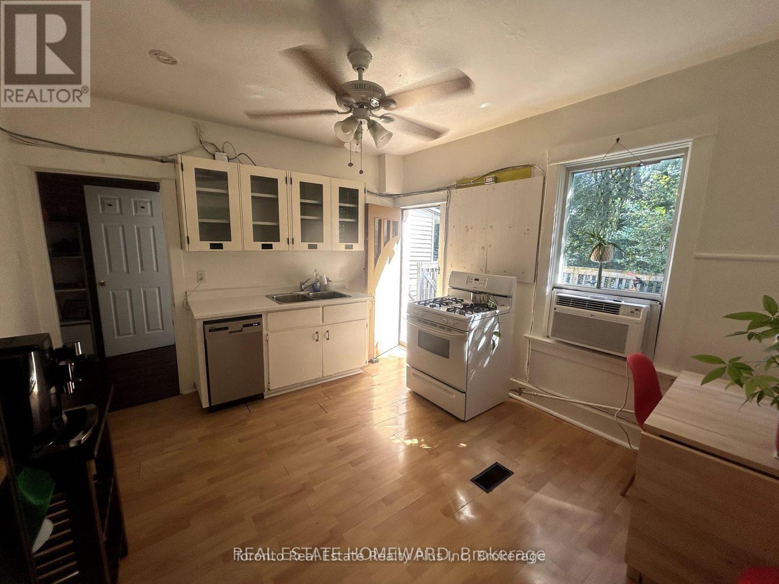 A - 1297 Gerrard Street E, Toronto (Greenwood-Coxwell), Ontario  M4L 1Y8 - Photo 5 - E12377448