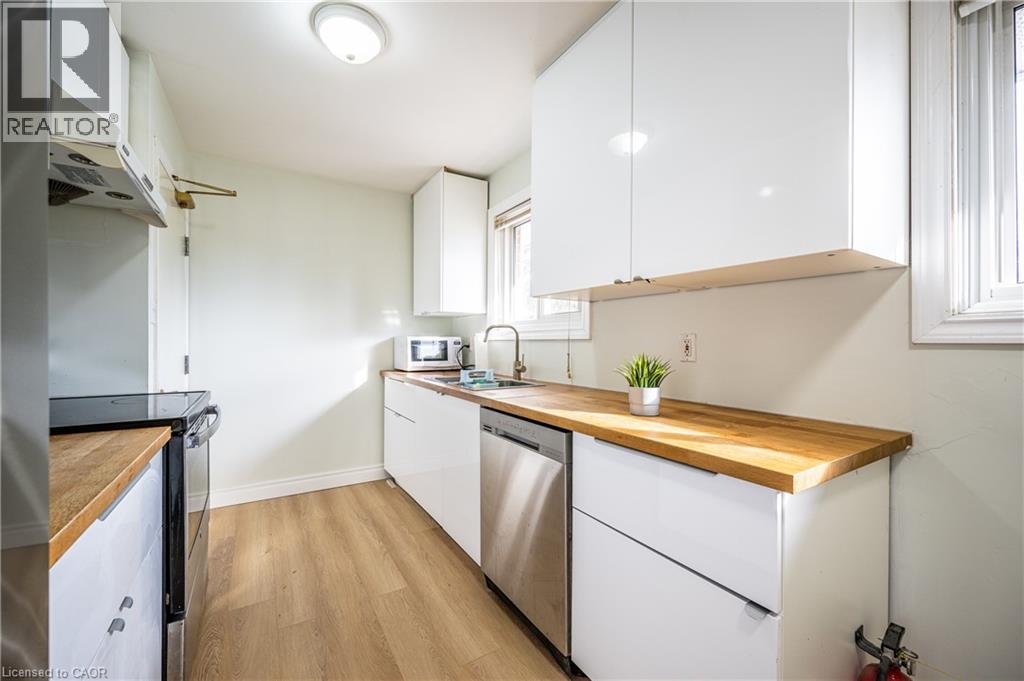 120 Marshall Street, Waterloo, Ontario  N2J 2T7 - Photo 13 - 40788097